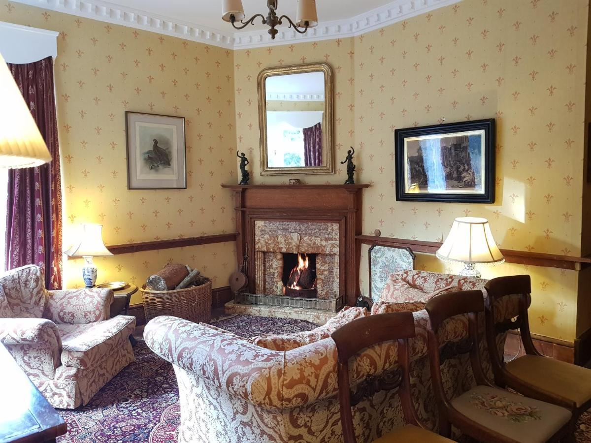 Cambus O' May Traditional Highland Hotel Ballater Extérieur photo