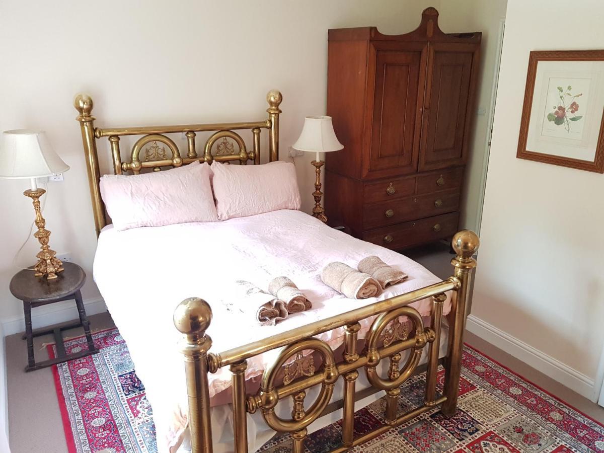 Cambus O' May Traditional Highland Hotel Ballater Chambre photo