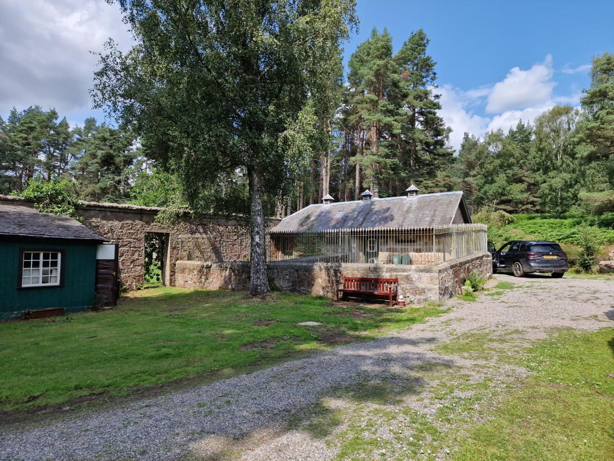 Cambus O' May Traditional Highland Hotel Ballater Extérieur photo
