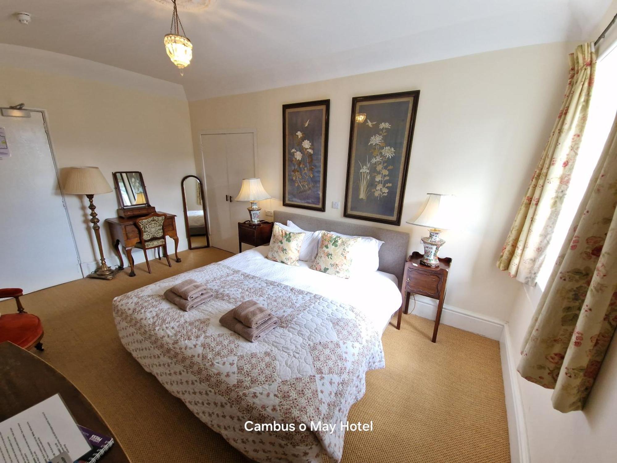 Cambus O' May Traditional Highland Hotel Ballater Extérieur photo