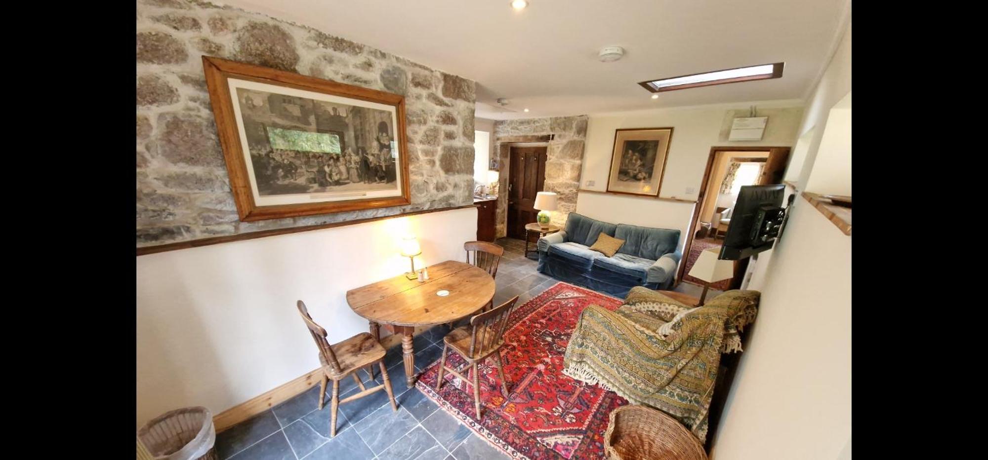Cambus O' May Traditional Highland Hotel Ballater Chambre photo